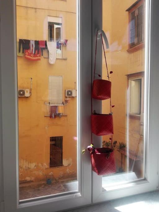 Joyfull Home In The Historical Center Napoli Bagian luar foto